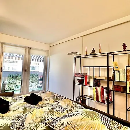 2 Pieces Avec Balcon - Parking - Proche Versailles Le Chesnay (Yvelines)